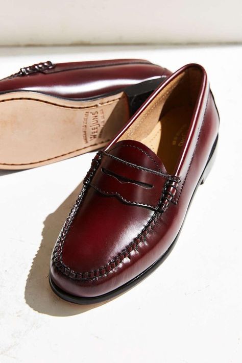 Bass Shoes, Leather Loafers Women, Leather Loafer Shoes, Genuine Leather Shoes, Penny Loafer, Shoes Brand, Penny Loafers, Classic Leather, Leather Loafers