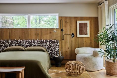 Basement Guest Rooms, Sarah Sherman, Sarah Sherman Samuel, Custom Headboard, Green Duvet, Black Side Table, Guest Suite, Bedroom Lighting, Guest Bedroom