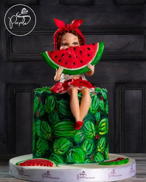 Kids cake #cake #cakedesign #cakeideas #watermelon #watermeloncake Barbie Dress Cake, Comic Cake, Gravity Cake, Watermelon Cake, Watermelon Designs, Mini Cakes Birthday, Baby Birthday Cakes, Christmas Tree Inspiration, Crazy Cakes