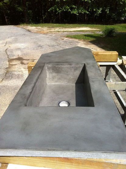 concrete countertop with integral sink, concrete masonry, concrete countertops, countertops Outdoor Sink Station, Outdoor Kitchen Concrete Countertops, Integral Sink, Sink Station, Outdoor Concrete Countertops, Sink Outdoor, Outdoor Garden Sink, Diy Concrete Counter, Faux Brick Backsplash