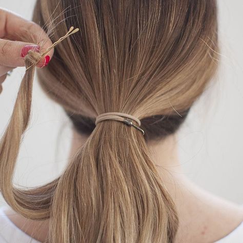 Bobby pin tip: When wrapping hair around your ponytail I like to wrap the ends of the hair around the pin first. It helps it to hold in place! Bridesmaid Hair Straight, Diy Bridesmaid Hair, Junior Bridesmaid Hair, Messy Bun For Short Hair, Diy Ponytail, Bridesmaid Hair Tutorial, Skincare 101, Hair Romance, Braided Ponytail Hairstyles