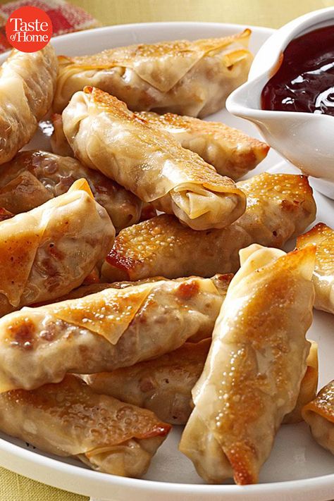 Brie Wonton Appetizer, Taste Of Home Appetizer Recipes, Appetizers Using Canned Biscuits, Bisquick Appetizer Recipes, Comfort Food Appetizers Easy, Pizza Appetizers Appetizer Ideas, Best Finger Foods For Parties Make Ahead, Best Finger Foods For Parties Easy, Best Christmas Appetizer Recipes