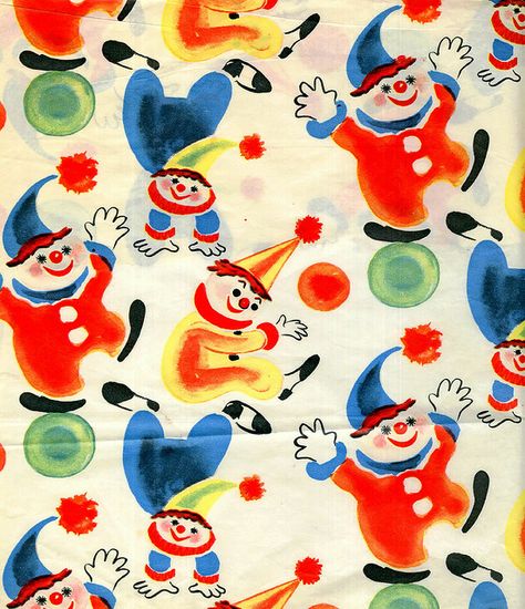 Wrapping paper from one of my kids gifts,1980s or 90s by torinodave72, via Flickr Clowns Vintage, Clown Wallpaper, Clowncore Aesthetic, Clown Stuff, Vintage Christmas Wrapping, Cute Wrapping Paper, Clown Core, Send In The Clowns, Cute Clown