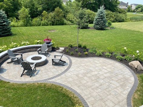 Nicolock Pavers Patio, Fire Pit Pavers, Nicolock Pavers, Walkway Pavers, Paver Patio Ideas, Pavers Patio, Paver Ideas, Concrete Patios, Concrete Walkway