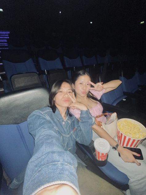 cinema together ^ ^ Movie Theater Photoshoot With Friends, Movie Theater Pictures With Friends, Movie Theater Date Aesthetic, Movie Theater Instagram Pictures, Movie Theater Friends, Movie Theater Photoshoot Ideas, Cinema Poses Ideas, Movie Theater Pics, 2025 Picture