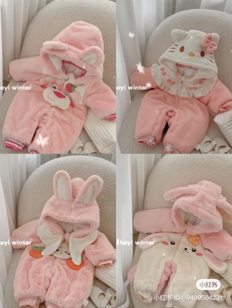 Luxury Baby Fashion, Luxury Baby Clothes, Baby Gril, Hello Kitty Baby, Kitty Baby, Designer Baby Clothes, Baby Doll Accessories, Asian Babies, Luxury Baby