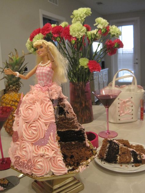 Barbie, Barbie Movie, Cake, Barbie Party, Barbie Birthday, Girly Birthday Aesthetic, Barbie Aesthetic, Birthday Barbie, Birthday Ideas, Birthday cake aesthetic Barbie Birthday Ideas, Barbie Barbie Movie, Barbie Movie Barbie, Birthday Cake Aesthetic, Aesthetic Barbie, Birthday Barbie, Girly Birthday, Barbie Aesthetic, Birthday Aesthetic