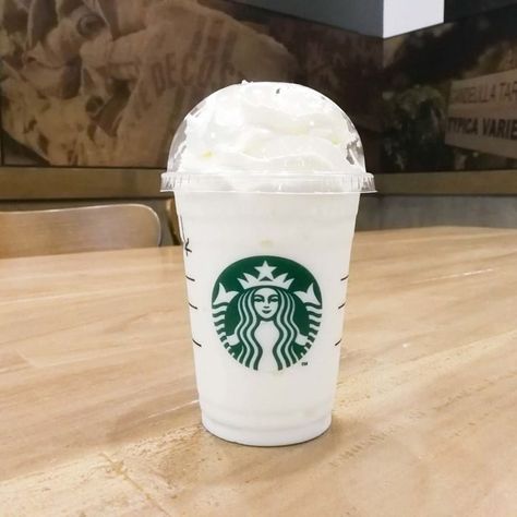 10 Starbucks Drinks for Kids You Didn't Know You Could Order | Taste of Home Starbucks Kids Drinks, Starbucks Drinks For Kids, Starbucks Drinks Without Coffee, Delicious Starbucks Drinks, Sugar Free Starbucks Drinks, Drinks For Kids, Best Starbucks Drinks, Blackberry Dessert, Kids Drinks