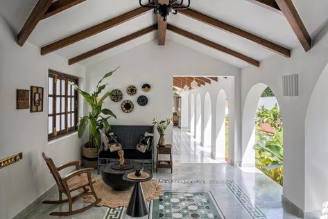 5 nostalgic Goa homes from the AD archives that personify slow living | Architectural Digest India White Foyer, Indoor Courtyard, India Architecture, Charming Kitchen, Popular Decor, Scandinavian Decor, Interior Photography, Indoor Outdoor Living, Dream Decor