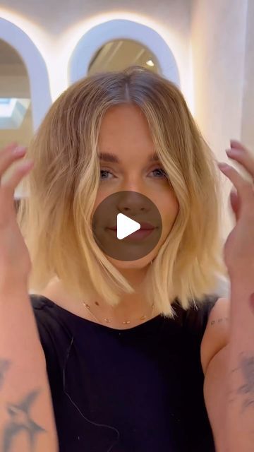 Short Hair Volume Hacks, Lob Curls Tutorial, How To Wavy Bob Tutorials, Messy Bob Tutorial, Mum Cut Hair, Mid Length Hair Blowout Tutorial, Voluminous Mid Length Hair, Short Hair Tutorials, Short Hair Dos