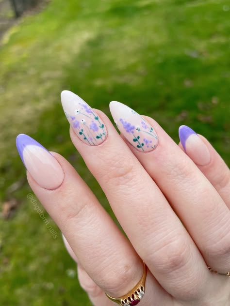 Simple Spring Nails, Lilac Nails, Broken Nails, Lavender Nails, Floral Nail Designs, Cute Spring Nails, Spring Nail Art, Flower Nail Art, Prom Nails