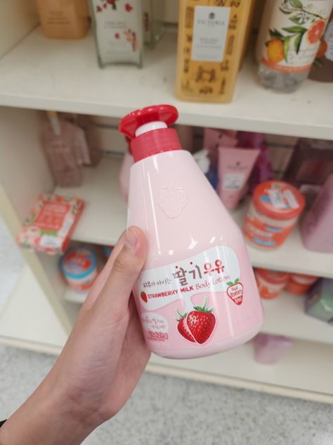 Strawberry Milk Lotion, Korean Strawberry Milk, Fresh Food Packaging, Korean Strawberry, Milk Body Lotion, Feminine Products, Firming Lotion, Milk Lotion, Body Hydrating Cream