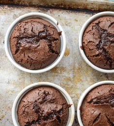 Chocolate Molten Lava Cakes are one of my very favorite dessert recipes - and they only take a total of 20 minutes from start to eating! #valentines #chocolate #cake Molten Lava Cakes Recipe, Chocolate Lava Cake Recipe, Molten Chocolate Lava Cake, Lava Cake Recipes, Molten Lava Cakes, Torte Cupcake, Molten Chocolate, Molten Lava, Cake Chocolat