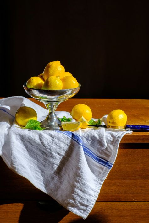 What is the limoncello spritz? Introducing the drink of the summer Milk Chocolate Cake, Photo To Watercolor, Still Life Pictures, Still Life Images, Pear Fruit, Fruits Images, Blue Glass Vase, Still Life Photos, White Ceramic Vases