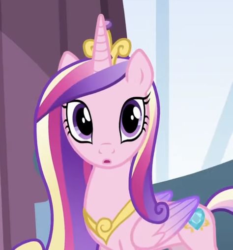 My little pony cadence Cadence Mlp, Mlp Cadence, Twilight Family, Mlp Screenshots, Mlp References, Mlp Aesthetic, Mlp Icons, Princess Cadence, Random Fanart