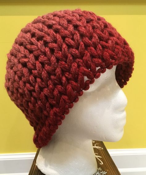 Loops Yarn Knit Look Hat Loop Yarn Hat, Loop Yarn Patterns, Loop Yarn Projects, Loopy Yarn, Cheap Diy Crafts, Yarn Hats, Hat Tutorial, Yarn Patterns, Stocking Hat