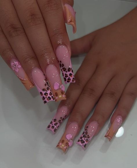 Leopard Print Square Nails, French Tips Aesthetic, Nail Art Leopard, Coffin Nails French, Lip Ideas, Pink Leopard Nails, Aesthetic Nail Art, Nails French Tips, Kitty Nail