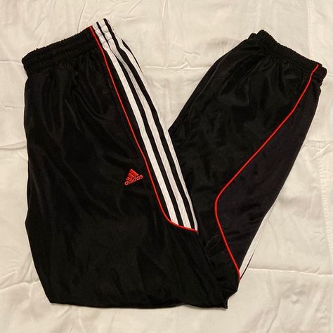 Adidas Wind-Resistant Pants Adidas Clothes, Diy Vetement, Fits Clothes, Adidas Pants, White And Red, Retro Outfits, Dream Clothes, Black Outfit, New Outfits