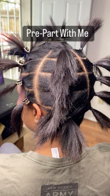 Braiding Room Set Up, Knotless Pre Parting, Parts For Braids, Braid Parts, Pre Parting, Box Braid Parts, Brick Parting Box Braids, Pre Parting For Box Braids, Medium Braids Parting Guide