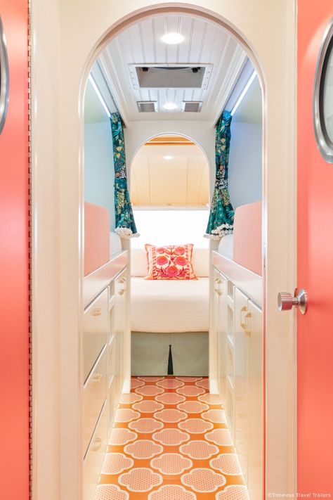 Airstream Living, Airstream Campers, Airstream Remodel, Airstream Interior, Airstream Renovation, Vintage Airstream, Interior Vintage, Airstream Trailers, Camper Renovation