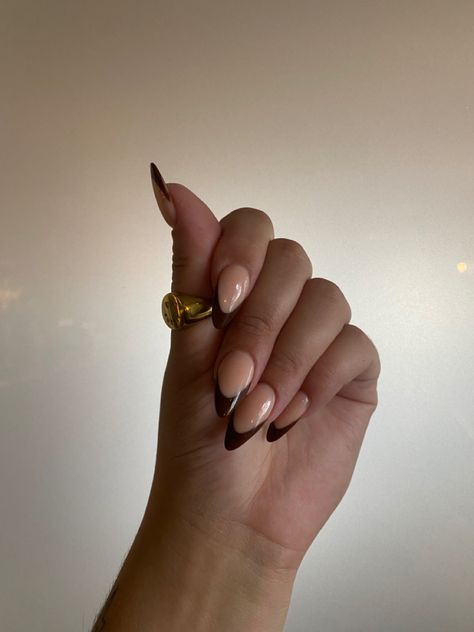 Dark Brown French Tip Nails Almond, Brown French Tips Almond, Brown Tip Almond Nails, Chocolate Brown French Tip Nails, Almond Brown French Tip Nails, Dark Brown French Tip Nails, Brown French Tip Nails Almond, Brown Nails French Tip, Brown French Tip Acrylic Nails