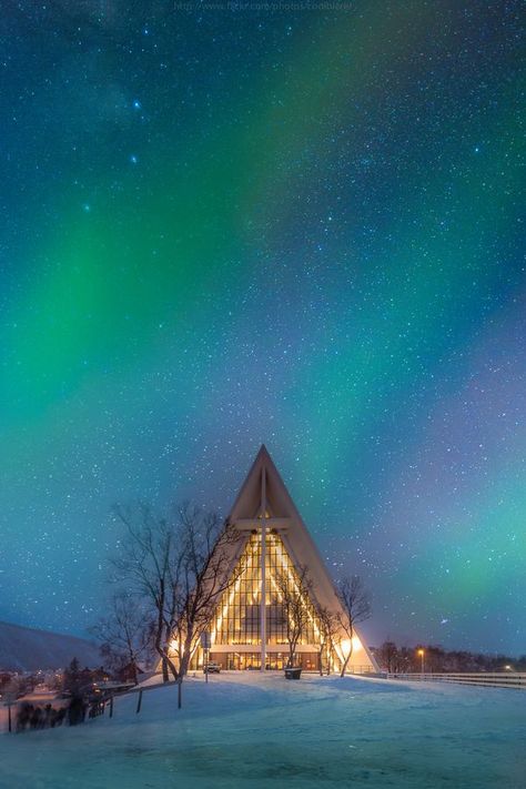 Aurora Lights, Lifestyle Dresses, Spring Denim, Nordland, Tromso, Streetstyle Fashion, The Aurora, Place Of Worship, The Night Sky