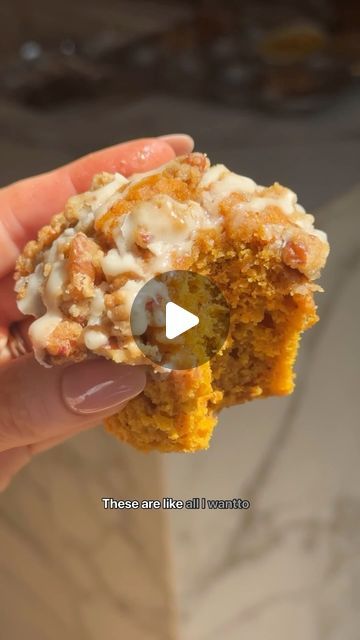 Sarah Fennel on Instagram: "if you like to bake in the fall, you NEED a good pumpkin muffin recipe up your sleeve. and this pumpkin muffin with a crunchy maple pecan streusel and simple glaze is mine. ENJOY!!! recipe also linked in my bio 🙂 #pumpkinmuffin" Pumpkin Starbucks Muffins, Glaze For Pumpkin Muffins, Muffins Pumpkin Spice, Pumpkin Muffins With Maple Glaze, We Pumpkin Spice Muffins, Pumpkin Baked Goods, Alison Roman Pumpkin Maple Muffins, Starbucks Muffins, Sarah Fennel