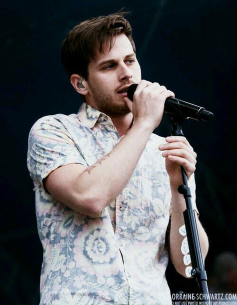 😘😘😘😘 Foster Kid, Band Pins, Mark Foster, Lorraine Schwartz, Foster The People, Gov Ball, Tame Impala, Fostering Children, Gender Envy