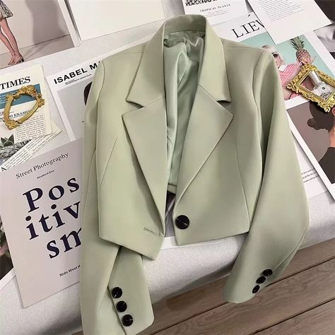 14.03US $ 61% OFF|Women's short blazer, women's, spring and autumn jadeite green season new, small suit trendy girl| |   - AliExpress Blazer E Short, Blazer Verde, Spring Blazer, Ladies Short Jackets, Straight Clothes, Loose Coats, Crop Blazer, Blazer And Shorts, Solid Clothes