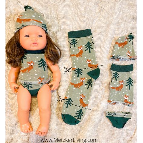 Doll Clothing Patterns Free, Homemade Doll Clothes, Sewing Clothes For Dolls, Sock Clothes For Dolls, Minikane Doll Clothes Pattern Free, Mini Doll Diy, Pattern For Doll Clothes, Baby Doll Clothes Patterns Free Sewing, Sewing For Dolls