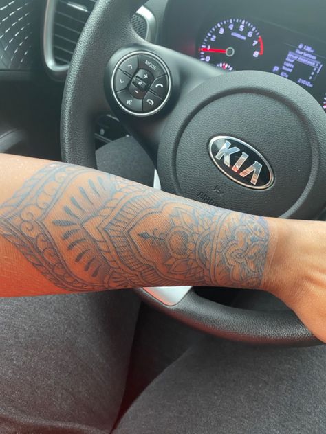 Bottom Forearm Tattoo Women, Henna Design Tattoos For Women, Mandala Tattoo Black Women, Black Women Patchwork Tattoos, Line Art Tattoos Black Women, Henna Tattoo Forearm, Top Forearm Tattoo Women, Inside Hand Tattoo, Mandala Sleeve Tattoo Women