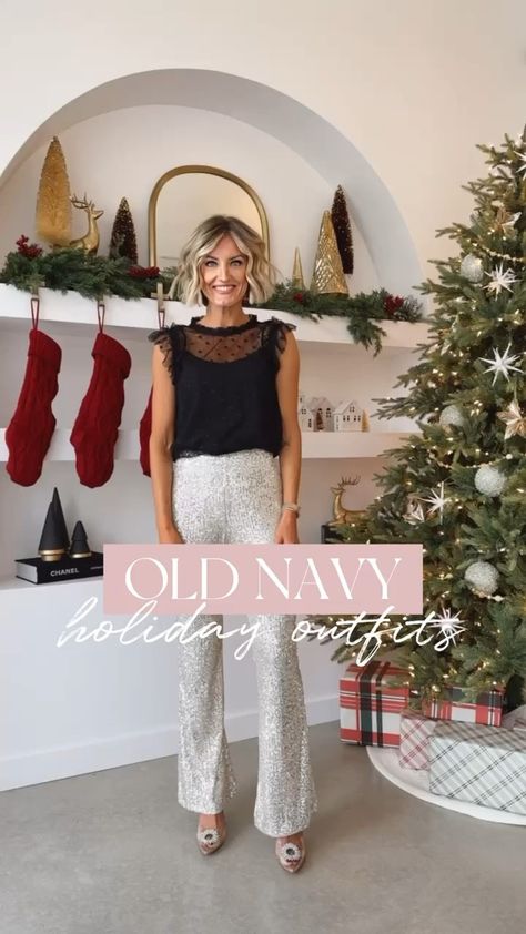 Black Sequin Flare Pants Outfit, Styling Sequin Pants, Style Sequin Pants, How To Wear Sequin Pants, Sequin Flare Pants Outfit, How To Style Sequin Pants, Gold Sequin Pants Outfit, Sequin Outfit Night Out, Velvet Flare Pants Outfit