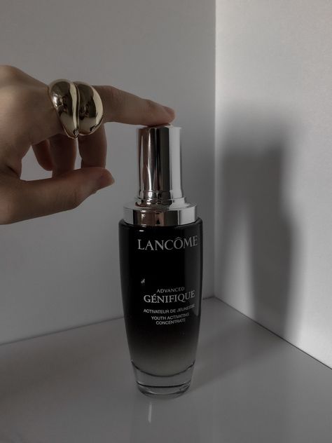 Lancome Aesthetic, Lancome Serum, Lancome Genifique, Skincare Vibes, Skin Care Goals, Summer Cosmetic, Lancome Skincare, Aesthetic For Me, Aesthetic Baby