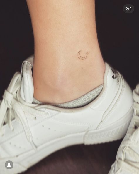 Moon Wrist Tattoo, Bella Tattoo, Saturn Tattoo, Small Moon Tattoos, Tiny Tats, Small Pretty Tattoos, Calf Tattoo, Wrist Tattoo, Ink Ideas