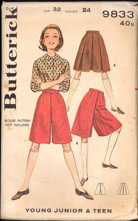 Vintage Shorts Pattern, Retro Pleated Cotton Skort, Vintage Pleated Skirt Pattern, 1940s Shorts, 1930s Skirt Pattern, Culottes Skirt, 60s Clothing, Sewing Patterns Skirt, Vintage Clothes Patterns