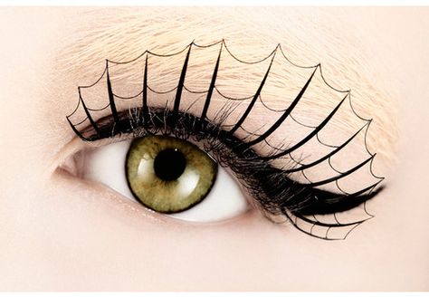 Spider web false eyelashes Spider Lashes, Fantasy Make-up, Halloween Eye Makeup, Halloween Eyes, Gothic Steampunk, Make Up Looks, Halloween Make Up, Halloween 2018, Beauty Portrait