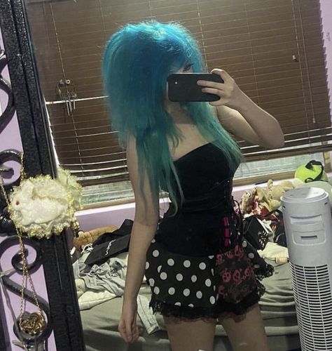 Blue Emo Outfits, Myspace 2000s, Myspace Emo, Scene Emo Fashion, Kidcore Fashion, Emo Scene Girls, Emo Tattoos, Fashion Through The Decades, Scene Queen