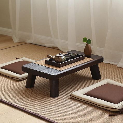 Bedroom Simple Decor, Japanese Bedroom Decor, Japanese Tea Table, Simple Decor Ideas, Japanese Inspired Bedroom, Round Dinner Table, Tea Table Design, Japanese Bedroom, Chinese Table