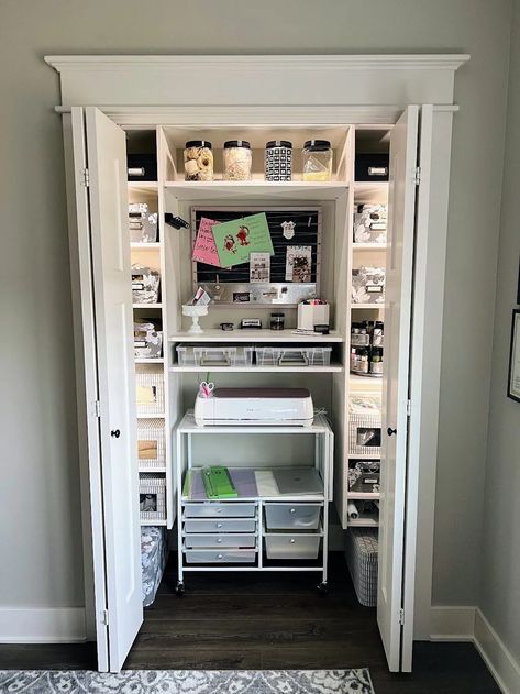 My New Organized Home Office Closet Storage Closet Organization Ideas, Office Storage Closet, Office Closet Ideas, Office Supplies Closet, Closet Office Organization, Closet Makeovers, Diy Closet System, Organized Home Office, Clever Closet