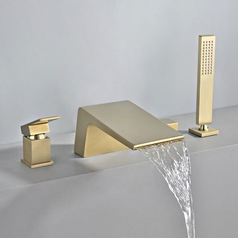 Modern Tub, Bath Cleaning, Roman Tub Faucets, Tub Cleaner, Roman Tub, Gold Bathroom, Tub Spout, Bath Taps, Bath Faucet