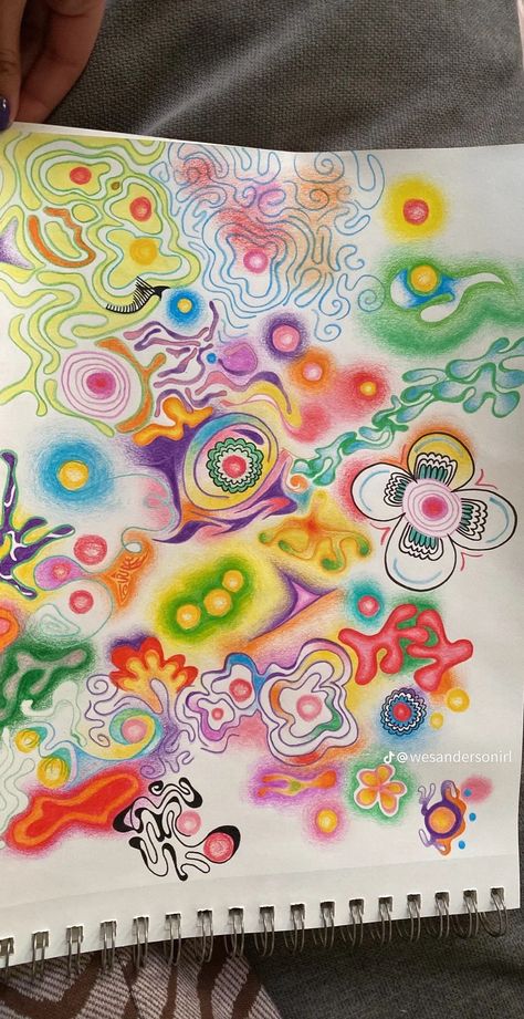 Muzinabu Art, Crayons Art Ideas, Dotted Drawings Easy, Marker Patterns Drawing, Eclectic Drawings, Unity Drawing Ideas, Colourful Doodle Art Drawings, Simple Colorful Drawings, Art Themes Ideas