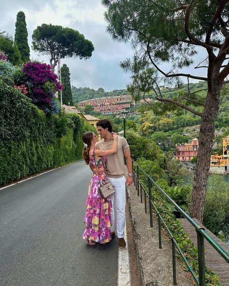 Madeira Outfit, European Boyfriend, Spicy Questions To Ask, Spicy Questions, Engagement Vibes, Spoiled Girlfriend, Questions To Ask Your Partner, Cute Couple Aesthetic, How To Pose For Pictures