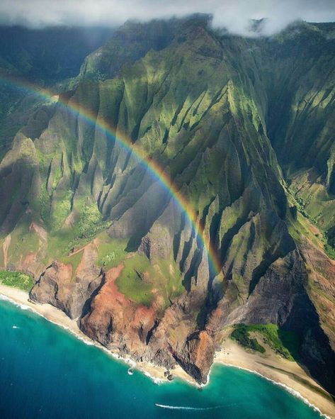 Kauai Na Pali Coast Kauai, Na Pali Coast, Moving To Hawaii, Hawaii Pictures, Hawaii Photography, Hawaii Life, Photography Beach, Kauai Hawaii, Hawaii Travel