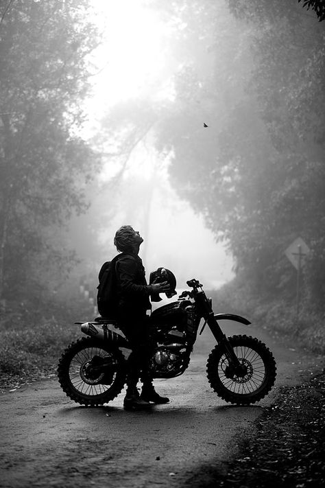 Men Adventure, Riding A Motorcycle, Bikers Photography, Motorbike Photography, Man On Motorcycle, Men Motorcycle Photography, Man With Motorbike, Men With Motorbike, Motorbike Photos