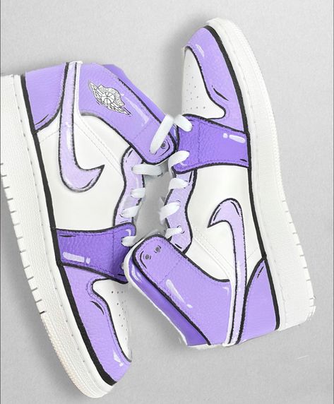 Custom Jordan 1s, Cute Nike Shoes Purple, Nike Shoes Women Purple, Purple Air Jordans, Purple Jordans Aesthetic, Cartoon Jordans, Cartoon Jordans Shoes, Outfit Lilla, Jordans Purple Aesthetic