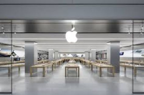 Apple Office, South African Homes, Store Opening, Store Interior, Apple Store, In Law Suite, Window Display, Retail Store, New Hampshire