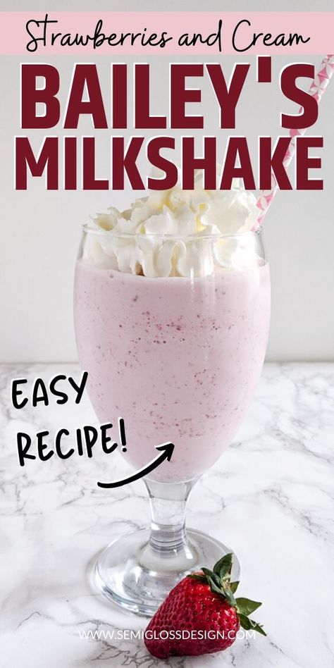 Strawberry Baileys, Boozy Milkshake Recipes, Baileys Milkshake, Baileys Recipes Drinks, Baileys Drinks, Milkshake Recipe Easy, Boozy Milkshake, Baileys Recipes, Ice Cream Drinks