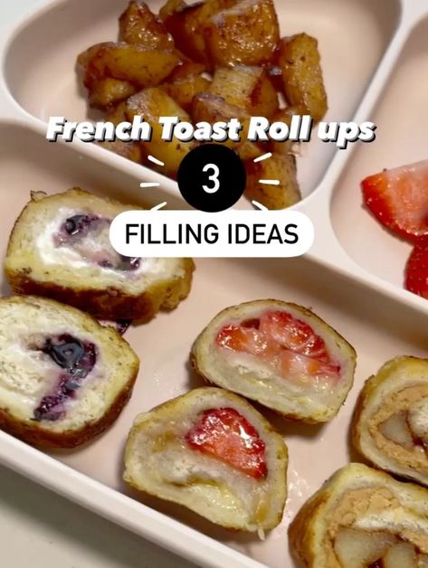 French Toast Blw, Strawberry Roll Ups, Led Weaning Recipes, Toast Roll Ups, Baby Food Guide, Cream Cheese Roll Up, Stuffed French Toast Cream Cheese, Banana Roll, French Toast Roll Ups