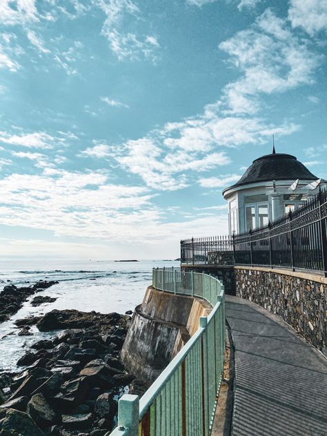 8 Things to Know: Rhode Island Cliff Walk - The Detailed Local Newport Rhode Island Cliff Walk, Cliff Walk Newport Ri, Rhode Island Aesthetic, Newport Cliff Walk, Rhode Island Vacation, Places In Boston, Canada Cruise, Rhode Island Travel, 25 Birthday