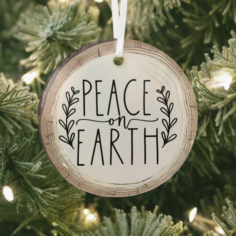 Peace On Earth Holiday Ornament Rustic Wood Ornaments, Peace Sign Ornament Diy, Painted Ornaments Christmas Wood, Wooden Circle Christmas Ornaments, Wood Round Christmas Ornaments, Paint Wood Ornaments, Wood Burn Christmas Ornaments, Christmas Wood Burning, Peace Ornaments